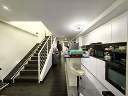Onan Road (D15), Terrace #550340291
